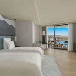 酒店 Swissotel And 5*