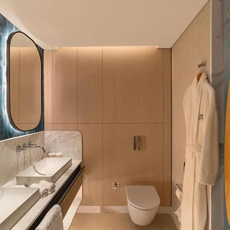 Swissotel And Hotell 5*