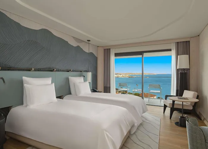 Swissotel And Szálloda