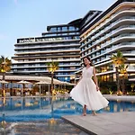 Swissotel And Çeşme