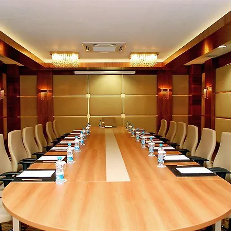 מלון Swissotel And Çeşme