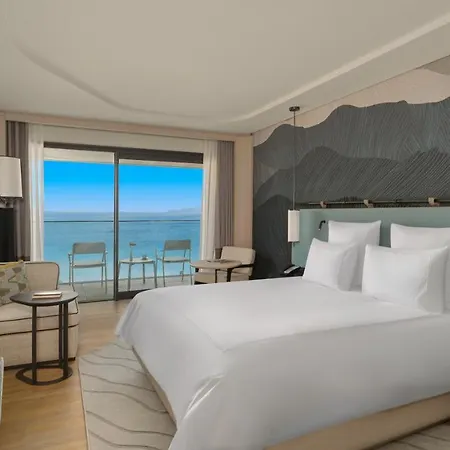 Swissotel And فندق