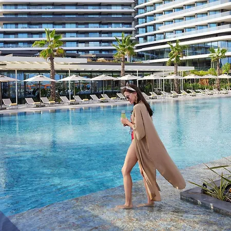 Swissotel And 5* Кешме