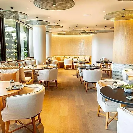 Swissotel And Ξενοδοχείο 5*
