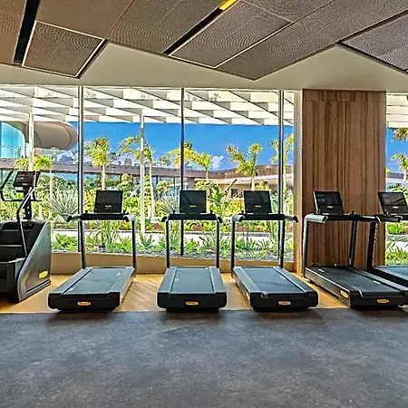 מלון Swissotel And