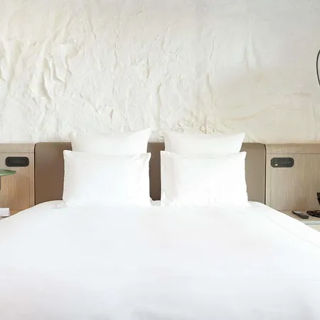 Swissotel And Hotel 5*