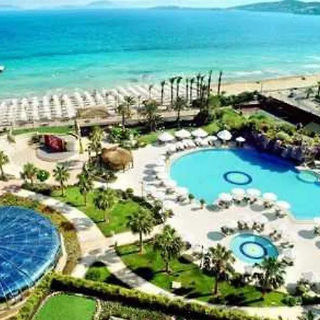 فندق Swissotel And Çeşme