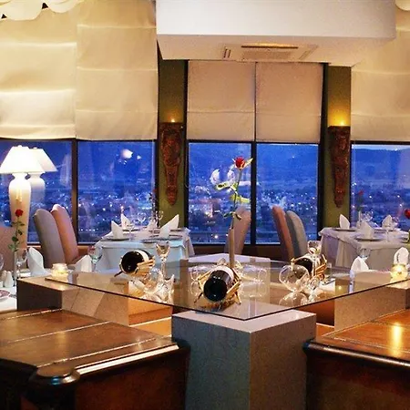 فندق Swissotel And