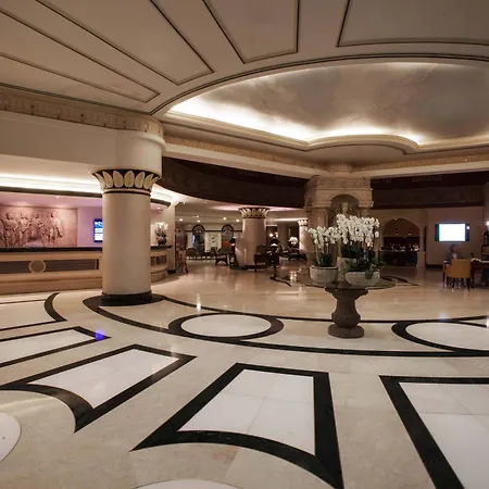 Swissotel And מלון 5*