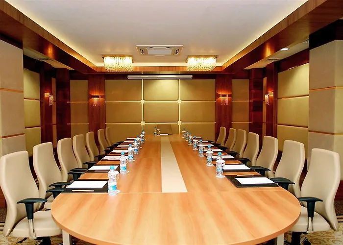 Otel Swissotel And Çeşme