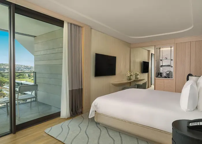 Отель Swissotel And Кешме