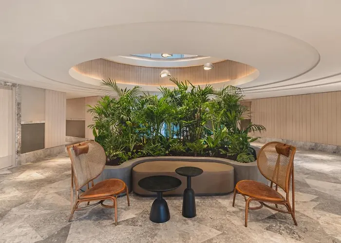 酒店 Swissotel And 5*