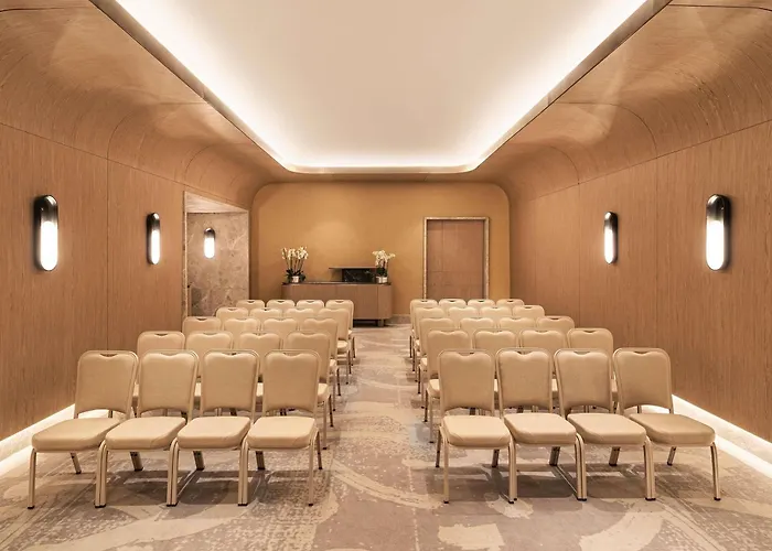 Swissotel And 酒店