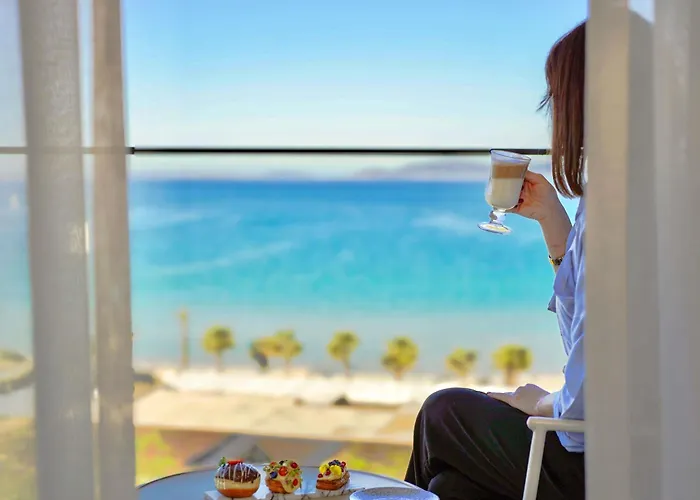 Swissotel And 5* Çeşme