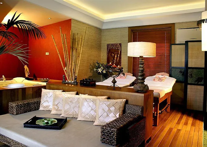 Swissotel And Otel Çeşme