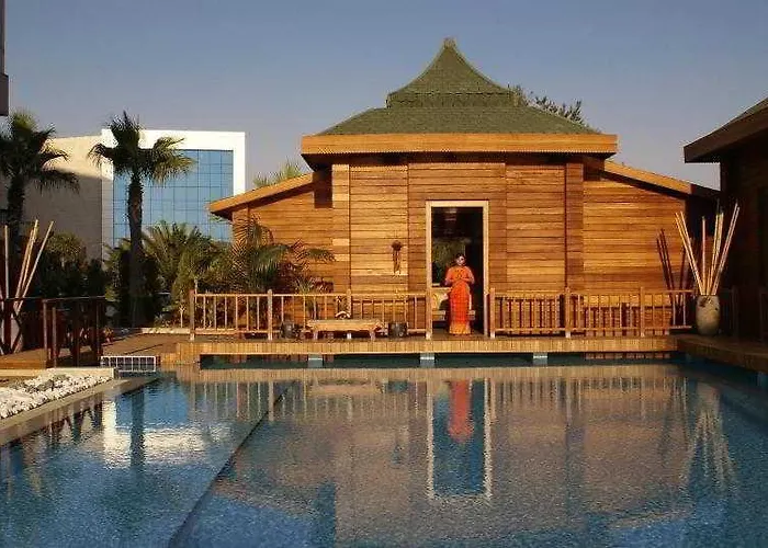 Swissotel And Çeşme