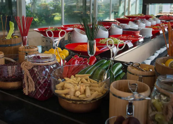 Swissotel And Otel Çeşme