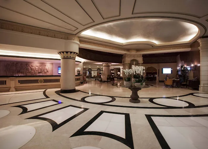 Swissotel And 酒店 5*